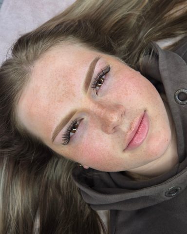 powderbrows direct na de behandeling